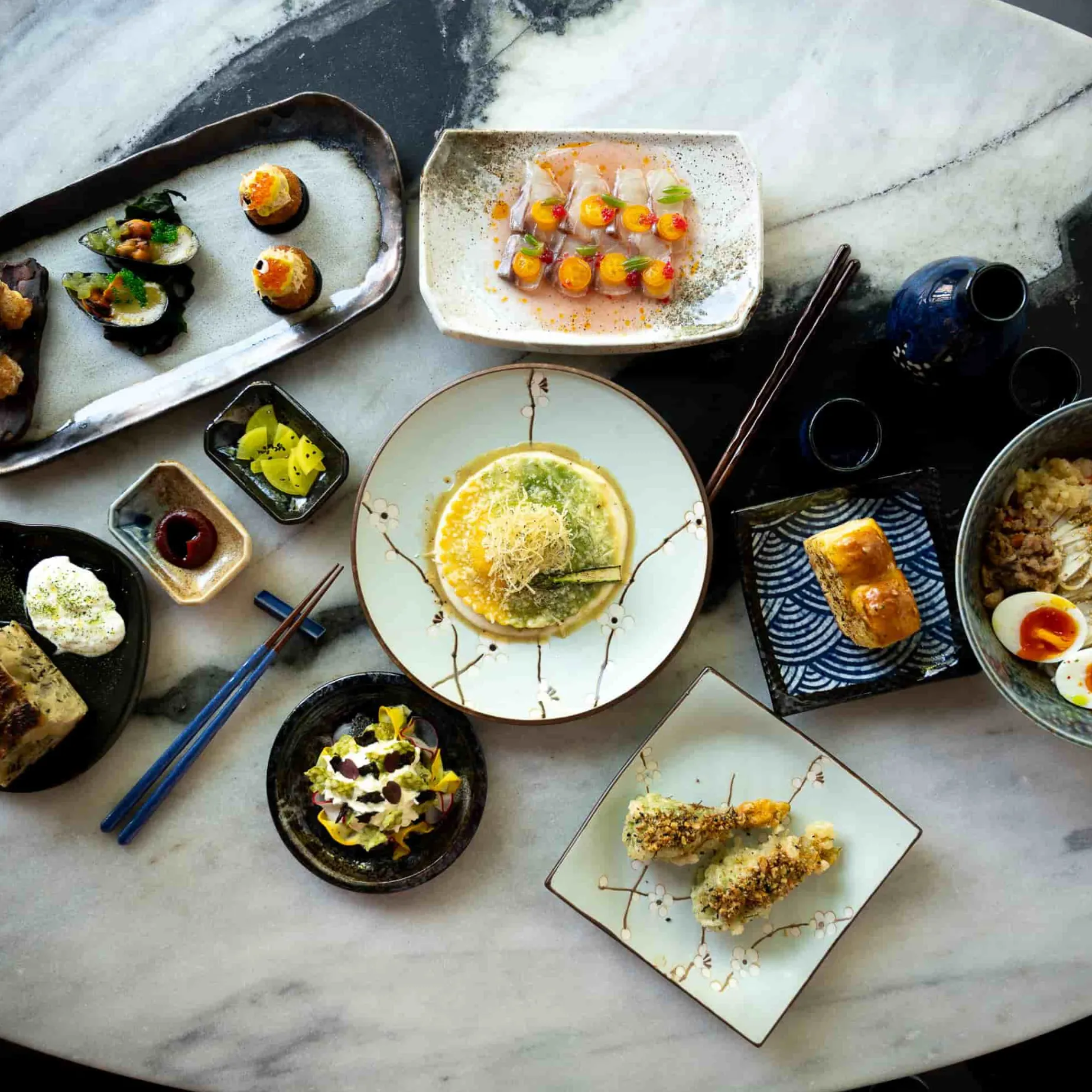 Blue Wave Medium Square Plate, 17.5cm