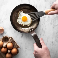 De Buyer Carbone Plus Frying Pan With Iron Handle