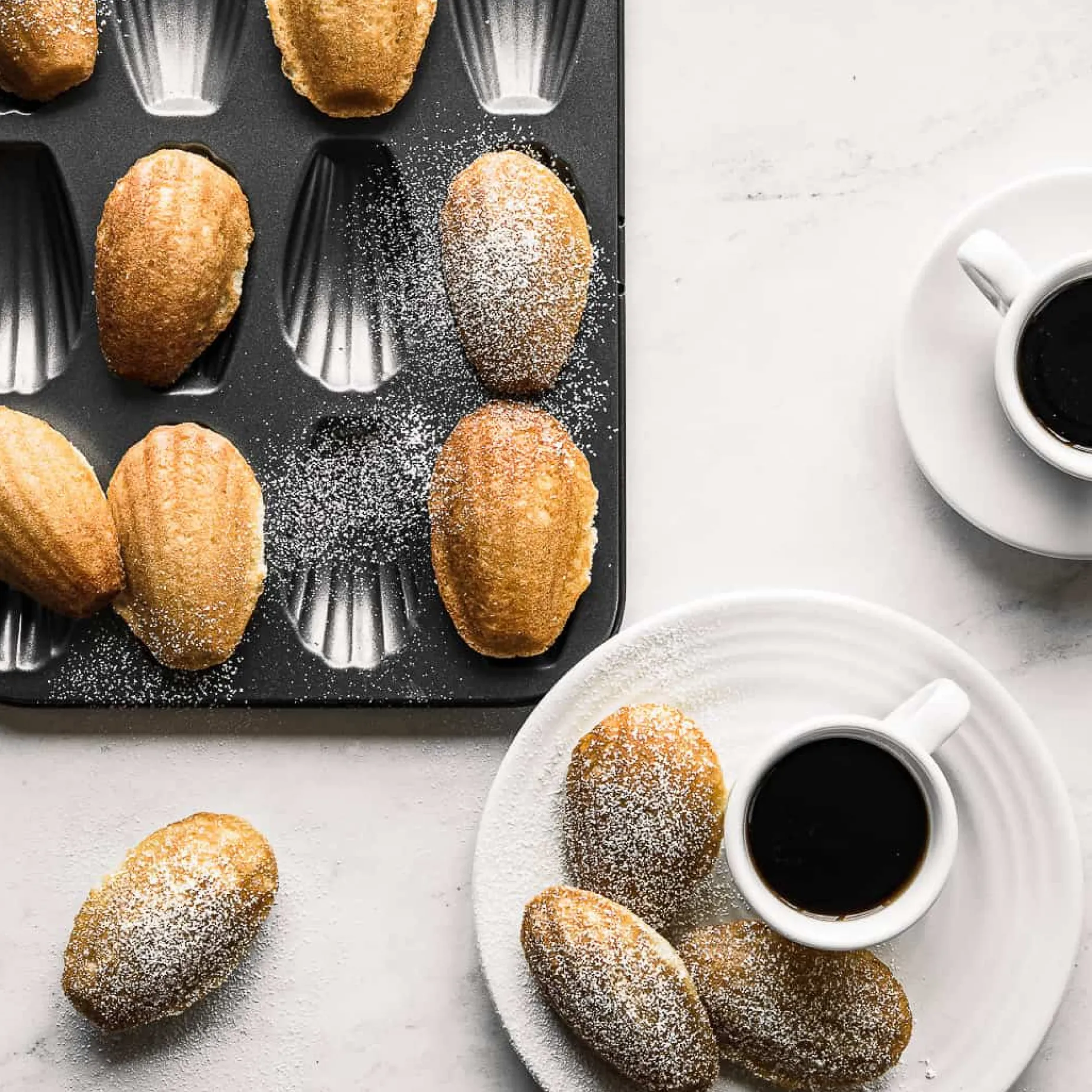 De Buyer Non-Stick Madeleine Tray