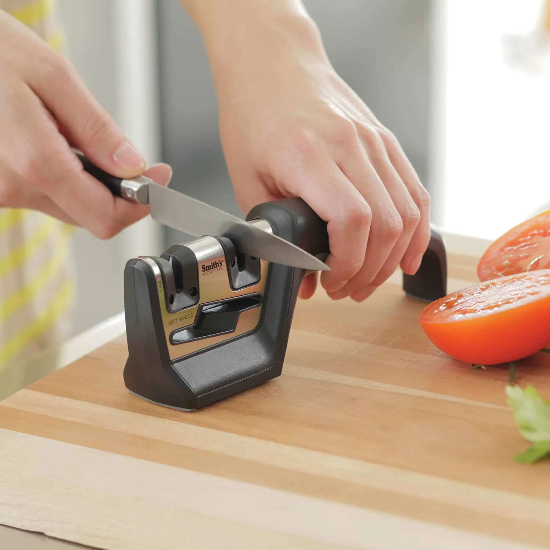Smith's Pull-Thru Knife & Scissor Sharpener